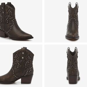 Cowboy Boots - Size 10